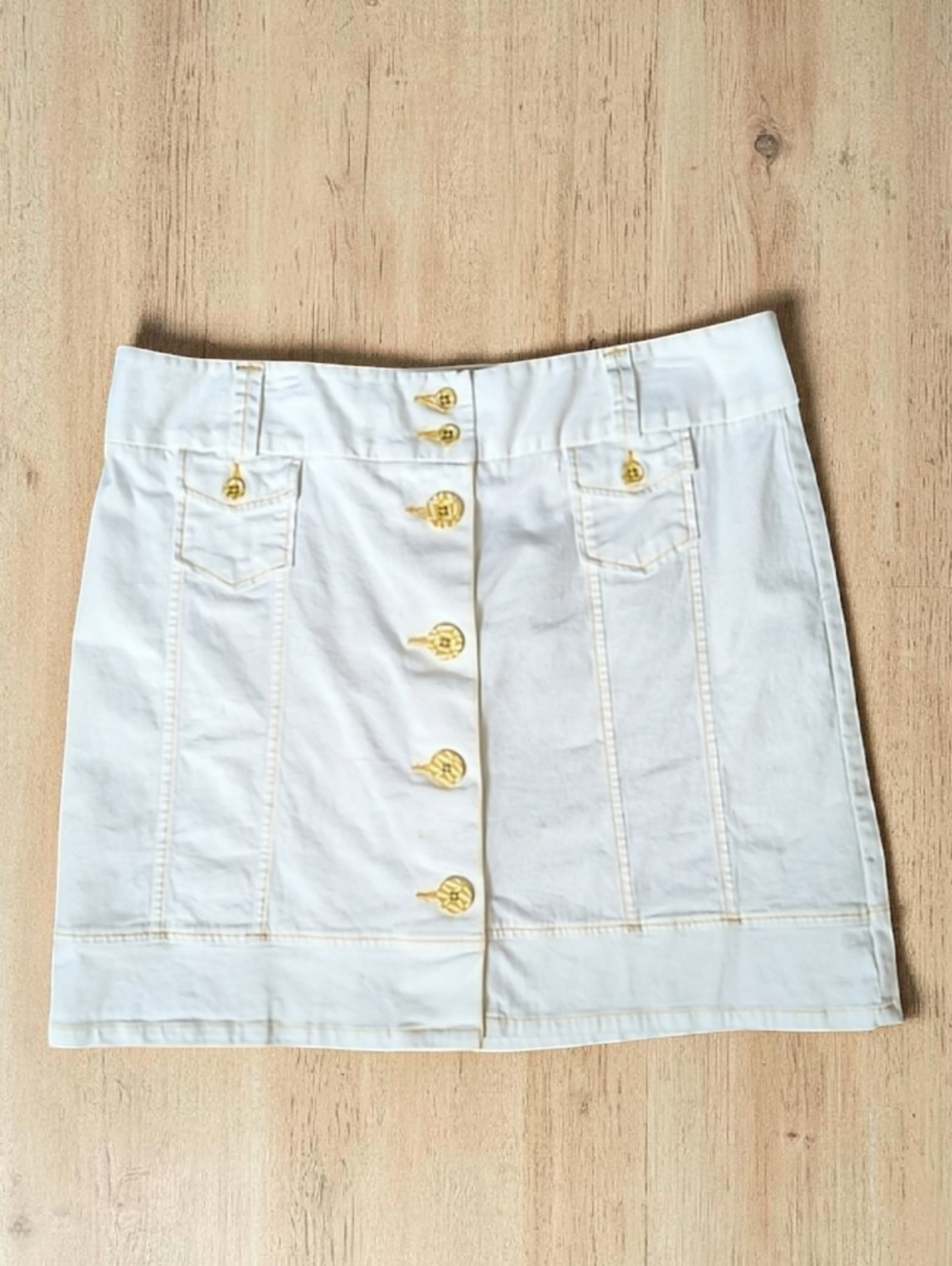 L.L.Bean White Denim Canvas A-Line Contrast Stitching Button-Front Mini Skirt 16